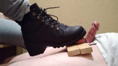 Friday Ballbusting 2. Clamp