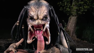 HORRORPORN – Predator Dick Hunter
