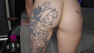 Booty worshipping